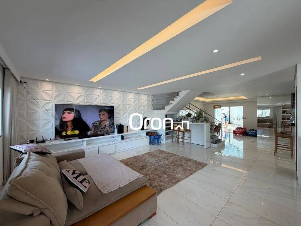 Sobrado, 3 quartos, 240 m² - Foto 2