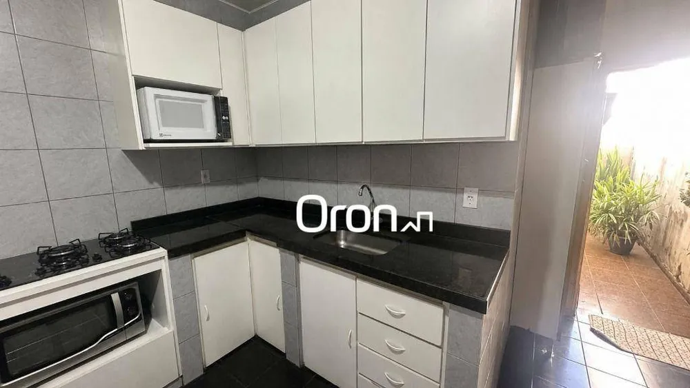 Casa, 3 quartos, 220 m² - Foto 2