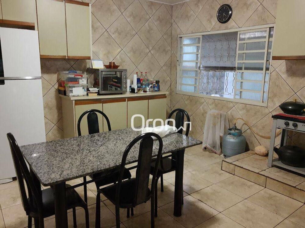 Casa, 4 quartos, 200 m² - Foto 5