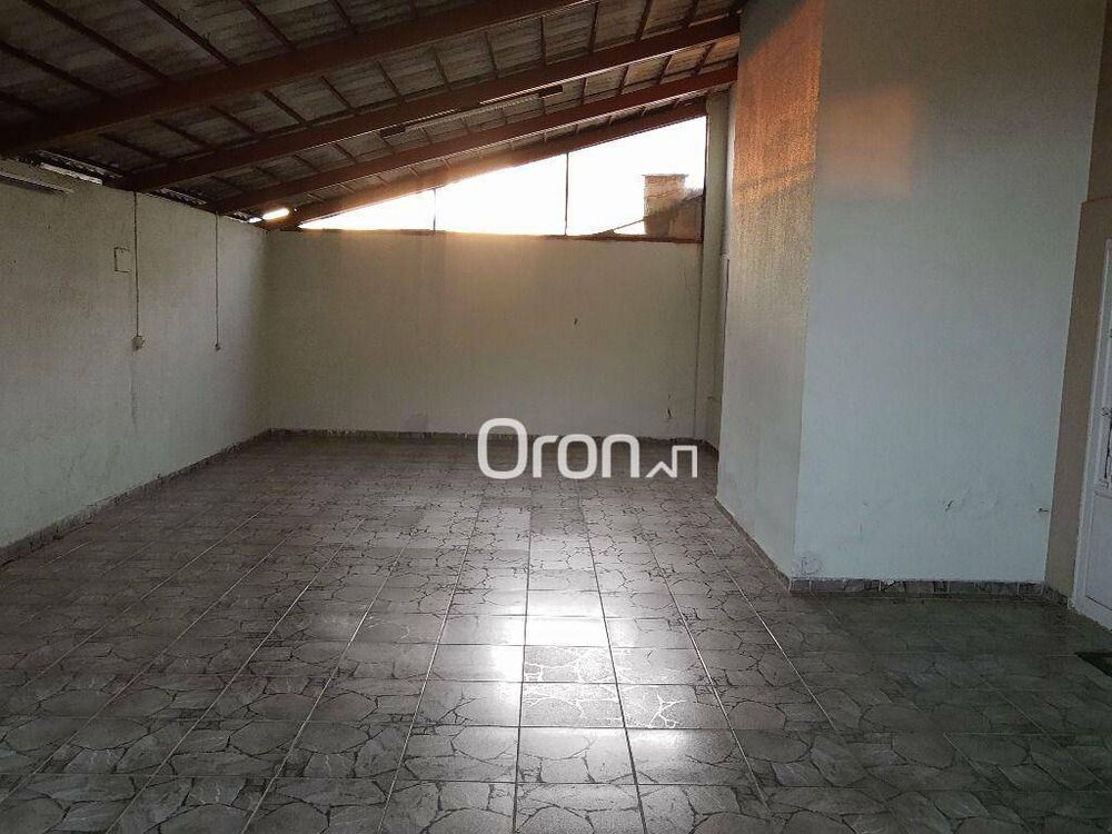 Casa, 4 quartos, 200 m² - Foto 1