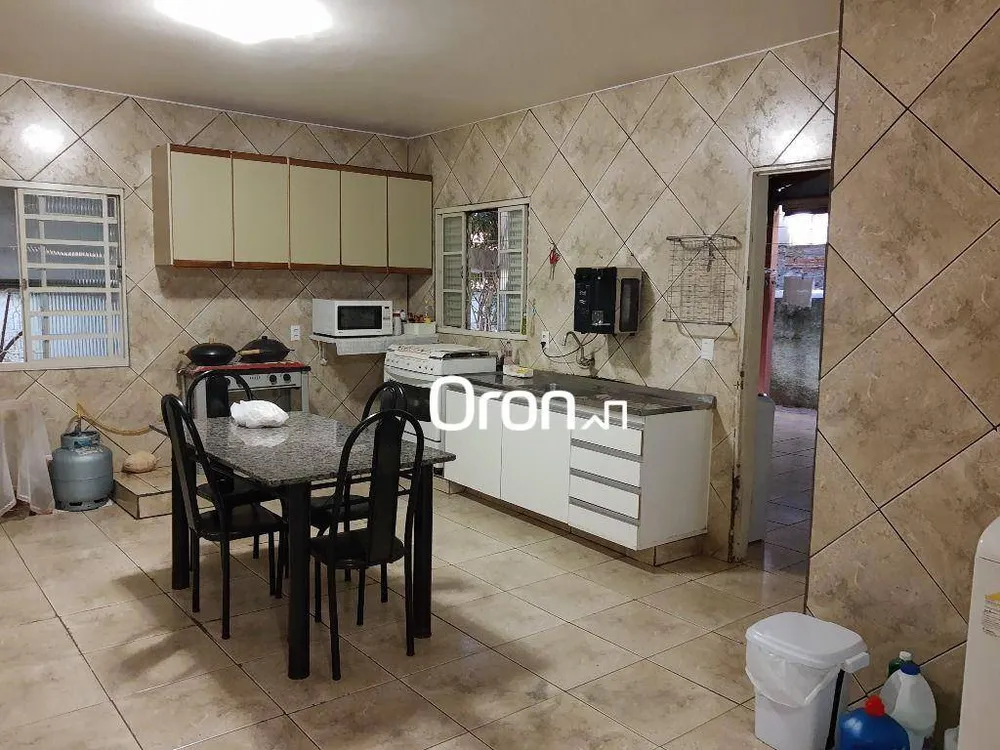 Casa, 4 quartos, 200 m² - Foto 13