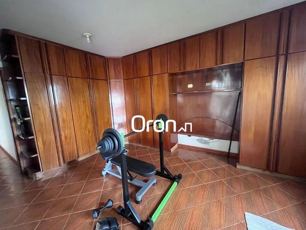 Sobrado, 6 quartos, 246 m² - Foto 6