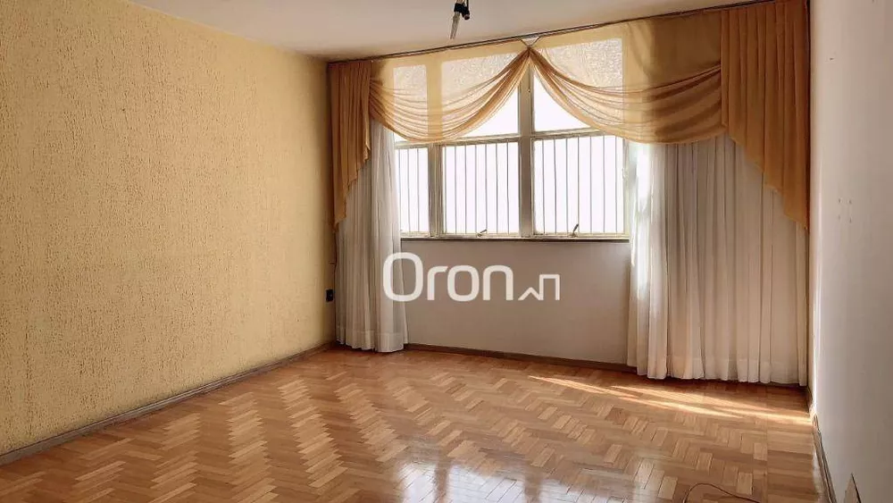 Apartamento à venda com 4 quartos, 198m² - Foto 1