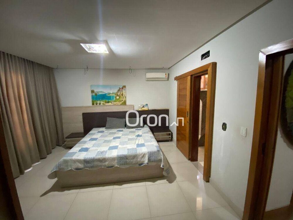 Casa, 5 quartos, 400 m² - Foto 1