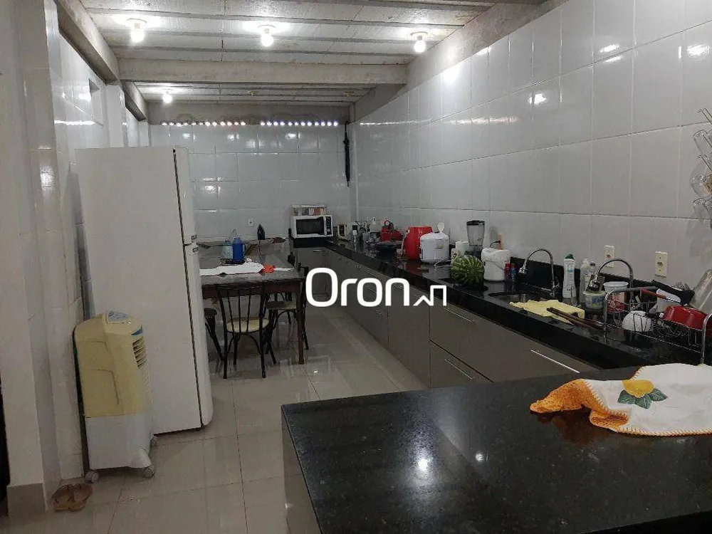 Casa, 3 quartos, 200 m² - Foto 8