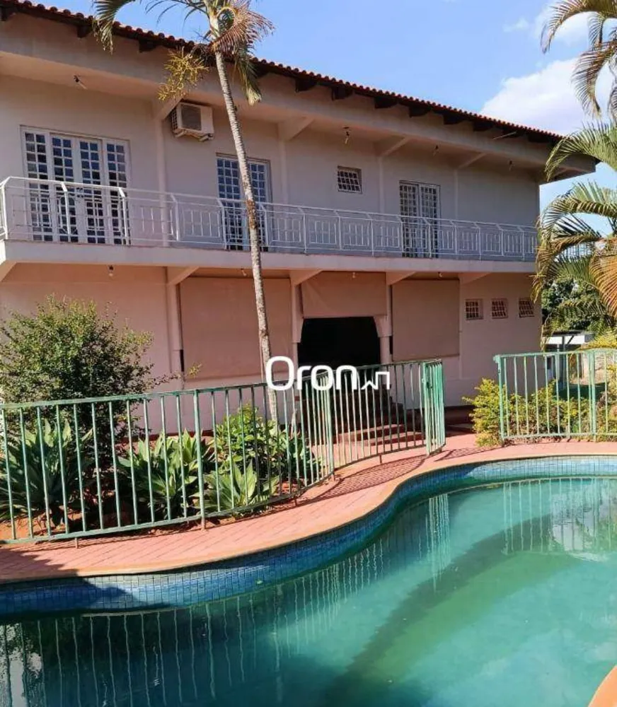 Sobrado, 4 quartos, 500 m² - Foto 1