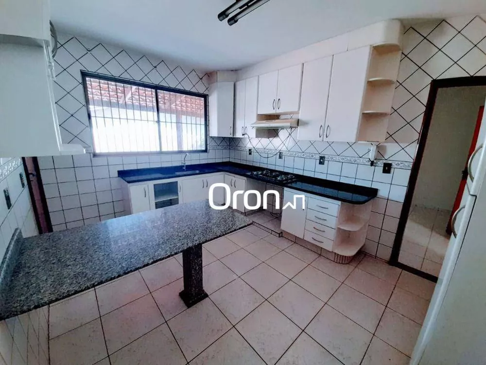 Sobrado, 4 quartos, 253 m² - Foto 9