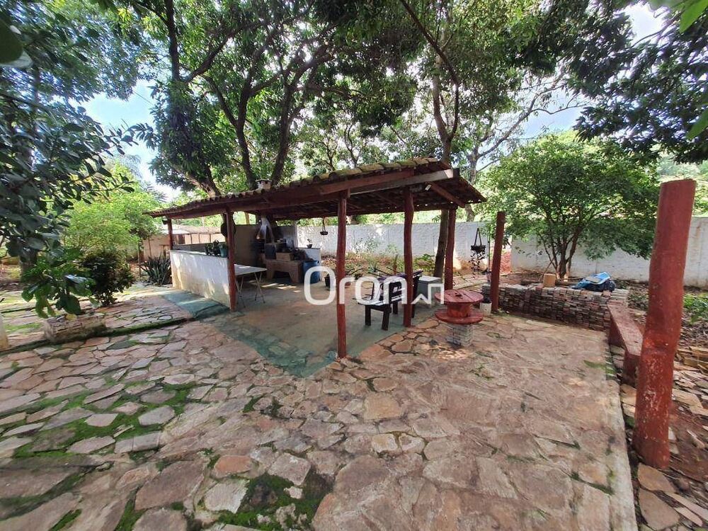 Chácara à venda com 1 quarto, 228m² - Foto 6