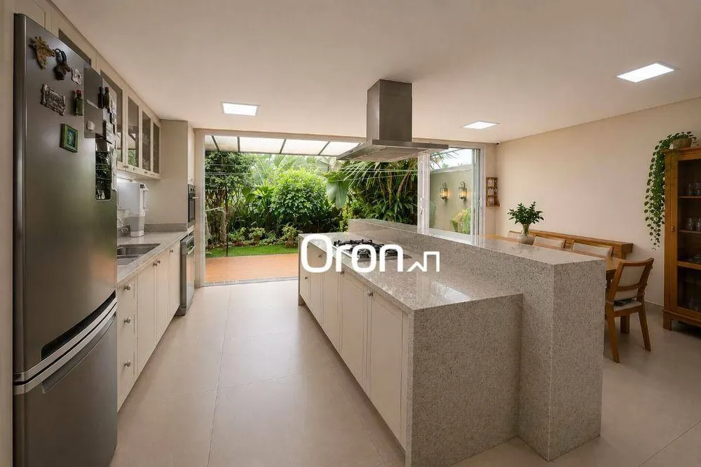 Sobrado, 3 quartos, 159 m² - Foto 1