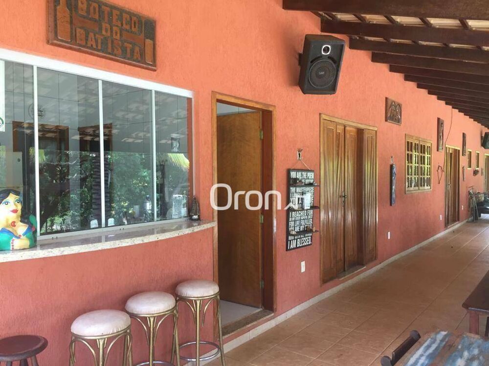 Chácara, 3 quartos, 6164 m² - Foto 1