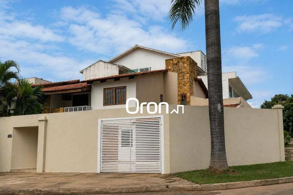 Sobrado, 4 quartos, 251 m² - Foto 2