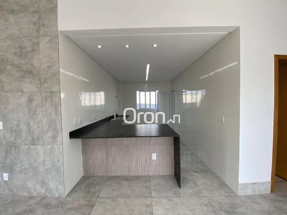 Casa de Condomínio à venda com 3 quartos, 169m² - Foto 4