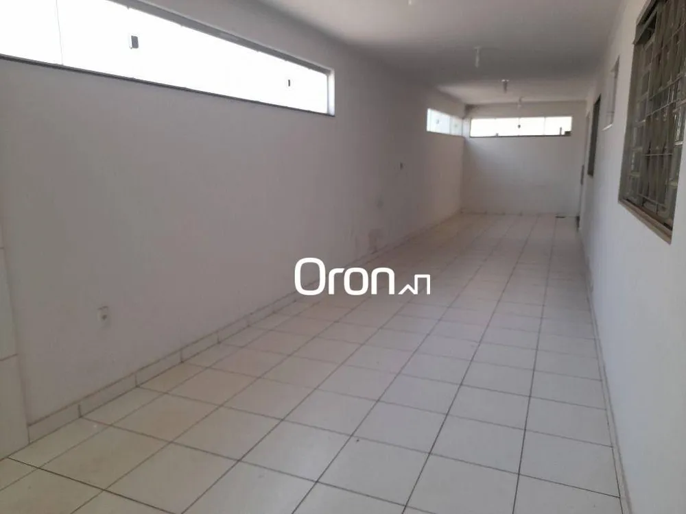 Casa, 6 quartos, 295 m² - Foto 1