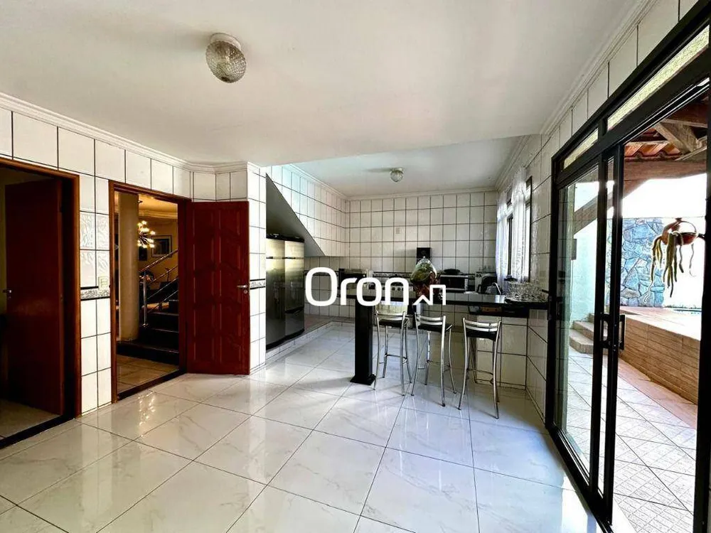 Sobrado, 5 quartos, 328 m² - Foto 5