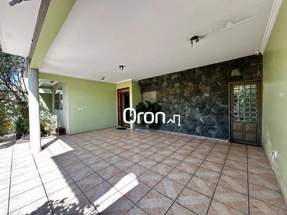 Sobrado, 5 quartos, 328 m² - Foto 2