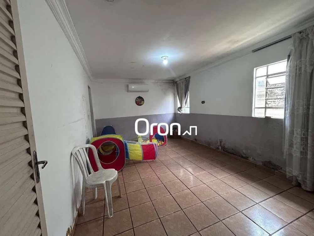 Casa, 3 quartos, 360 m² - Foto 1