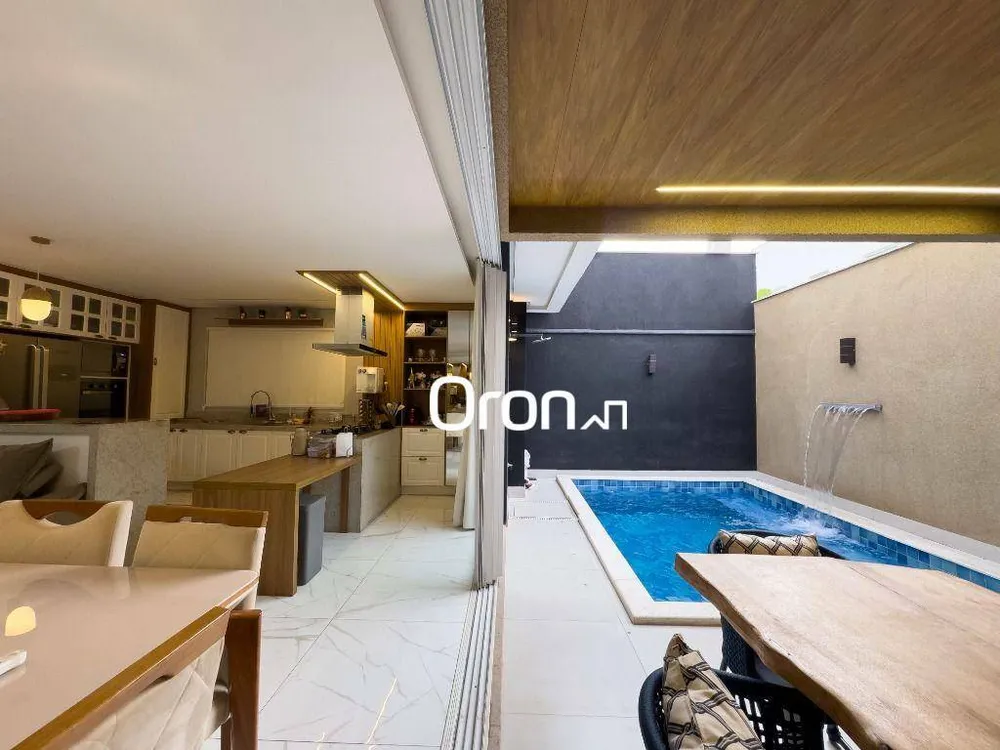 Sobrado, 3 quartos, 197 m² - Foto 2