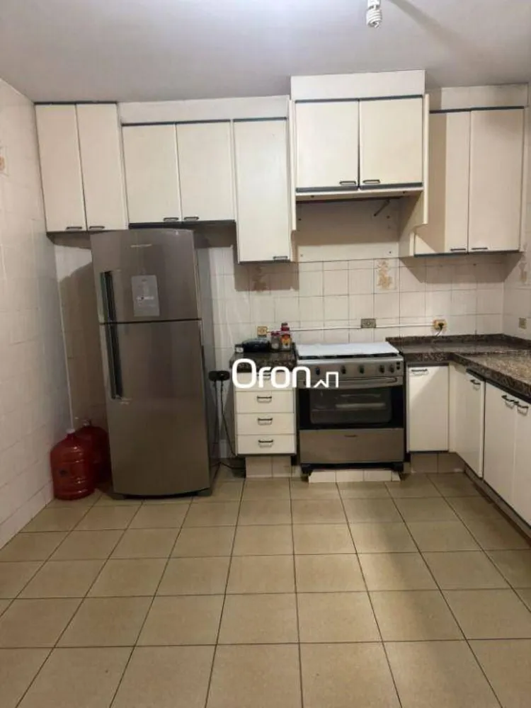Casa, 2 quartos, 300 m² - Foto 1