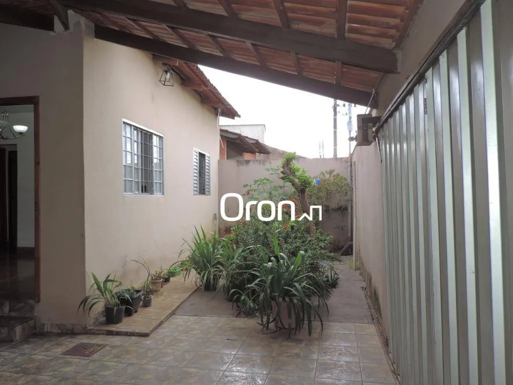 Casa, 4 quartos, 194 m² - Foto 1