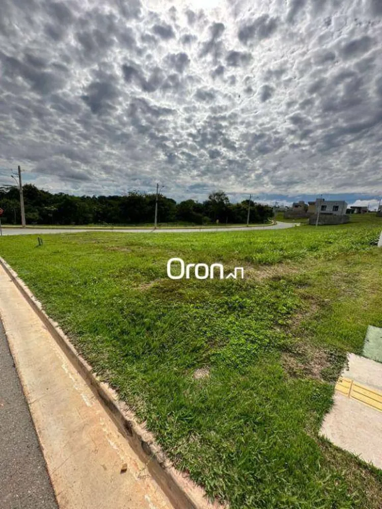 Loteamento e Condomínio, 300 m² - Foto 1