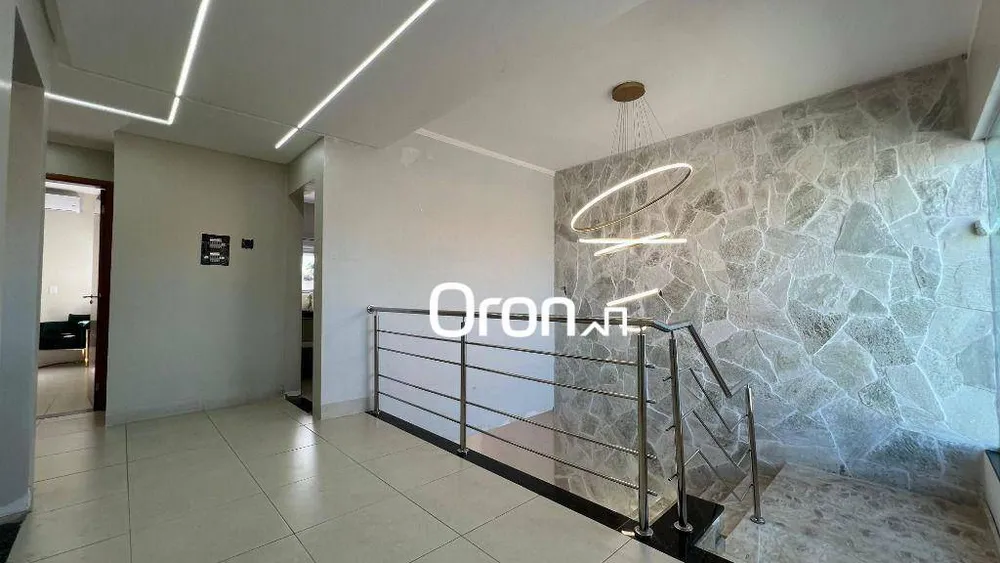 Sobrado, 3 quartos, 256 m² - Foto 8