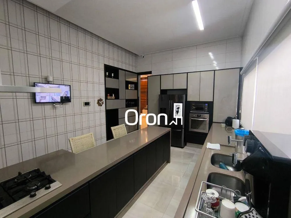Casa, 3 quartos, 214 m² - Foto 5
