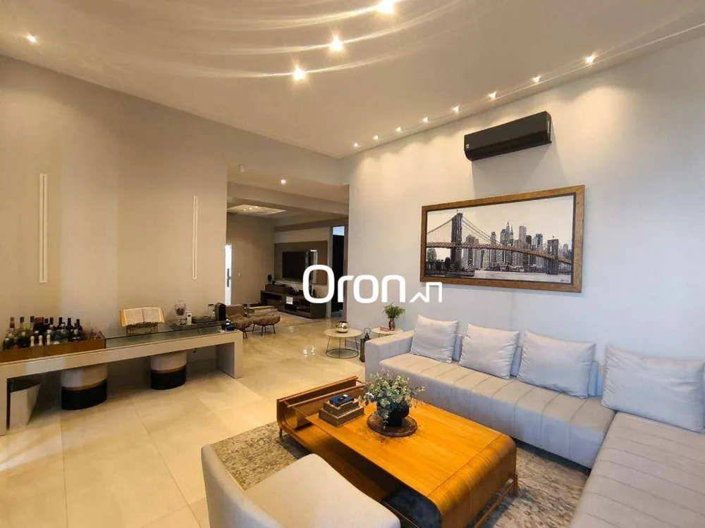 Casa, 3 quartos, 214 m² - Foto 4