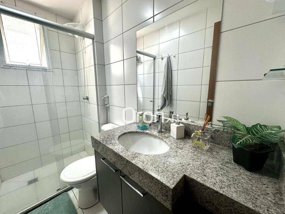 Apartamento à venda com 2 quartos, 76m² - Foto 1