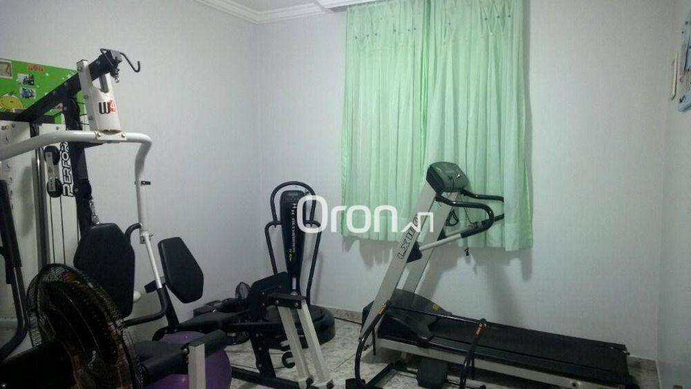 Casa, 4 quartos, 320 m² - Foto 2