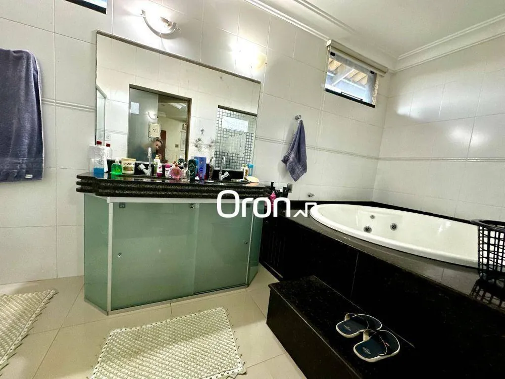 Sobrado, 4 quartos, 540 m² - Foto 1