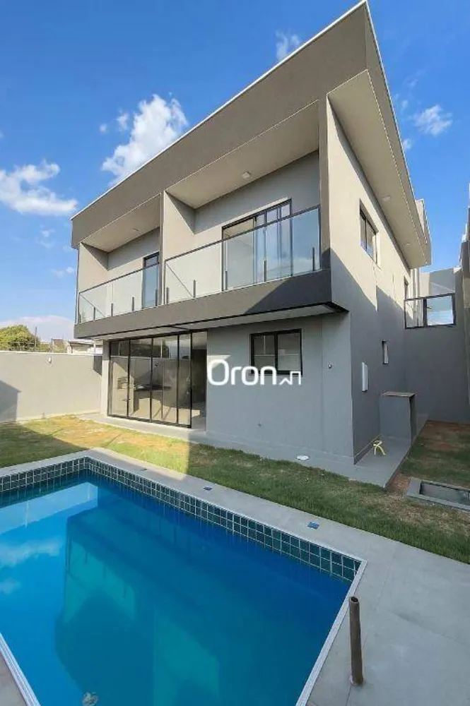 Casa, 3 quartos, 250 m² - Foto 1