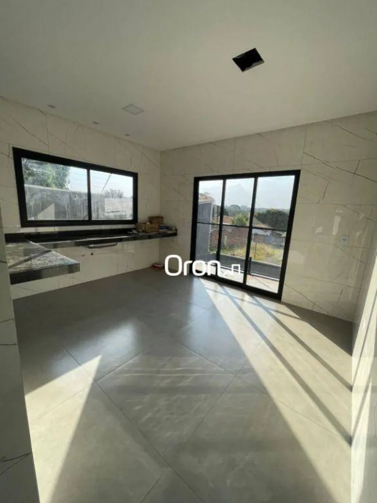 Casa, 3 quartos, 250 m² - Foto 3