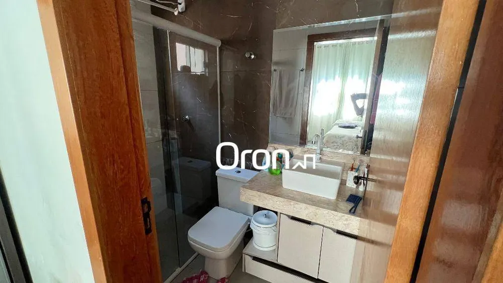Casa, 3 quartos, 240 m² - Foto 2