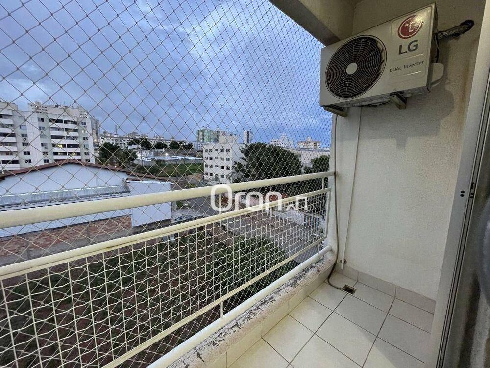 Apartamento à venda com 2 quartos, 62m² - Foto 3