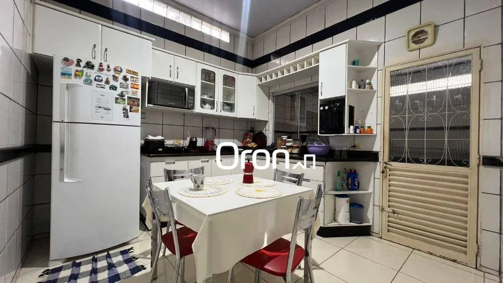 Casa, 4 quartos, 214 m² - Foto 9