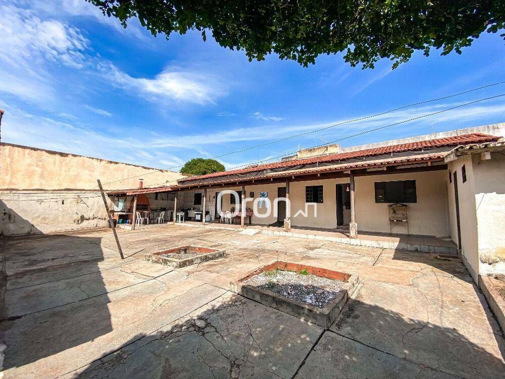 Casa, 6 quartos, 300 m² - Foto 3