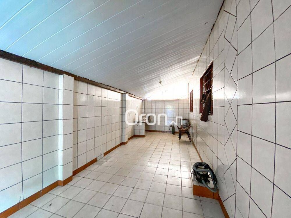 Casa, 6 quartos, 300 m² - Foto 2