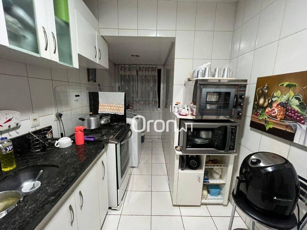 Apartamento à venda com 3 quartos, 85m² - Foto 2