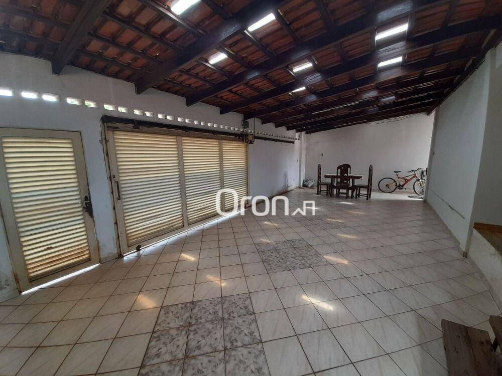 Casa, 5 quartos, 320 m² - Foto 4