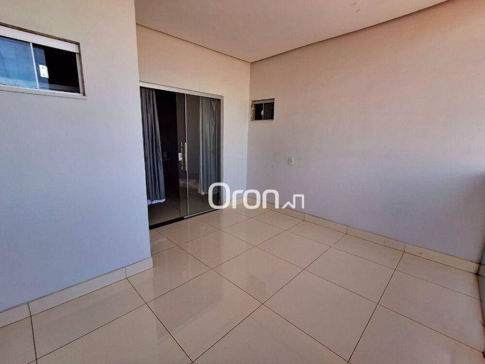 Sobrado, 3 quartos, 232 m² - Foto 2