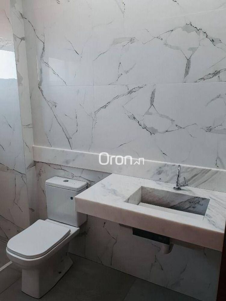 Sobrado à venda com 3 quartos, 213m² - Foto 2