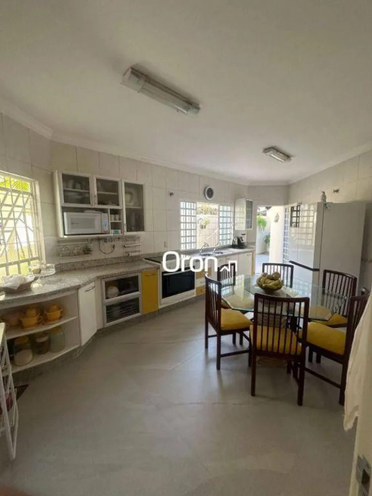 Sobrado, 5 quartos, 420 m² - Foto 8