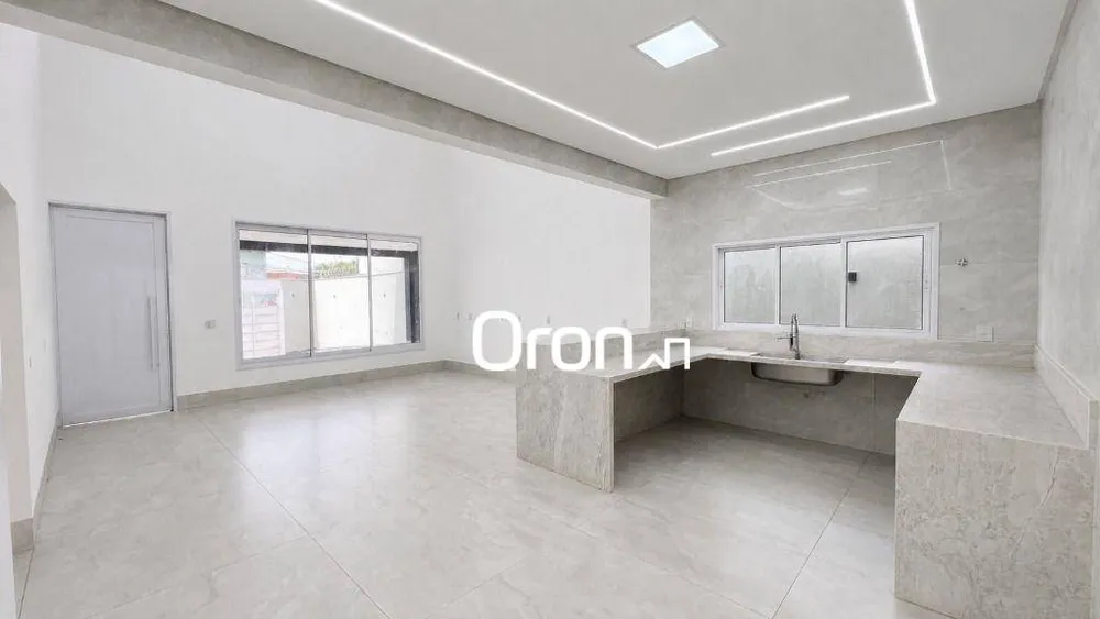 Casa, 3 quartos, 207 m² - Foto 4