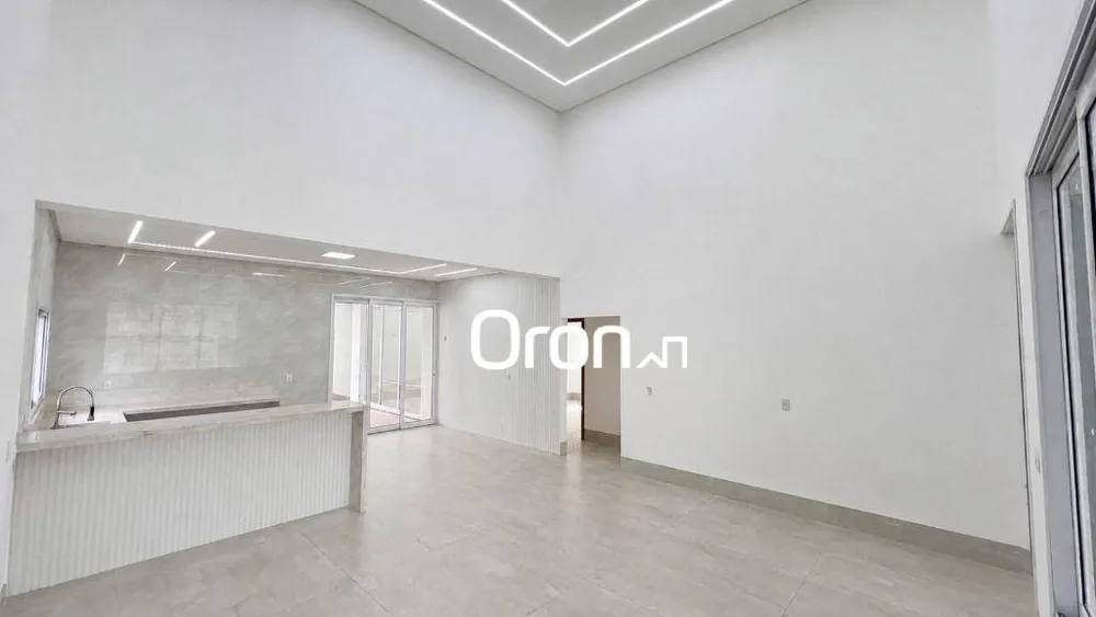 Casa, 3 quartos, 207 m² - Foto 2