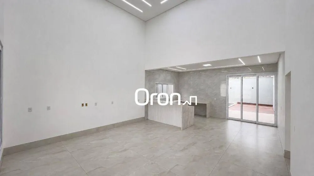 Casa, 3 quartos, 207 m² - Foto 3