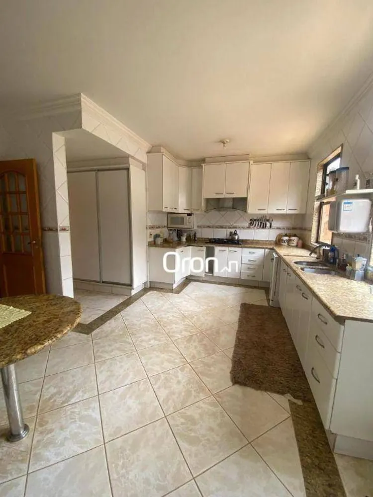 Sobrado, 3 quartos, 340 m² - Foto 3