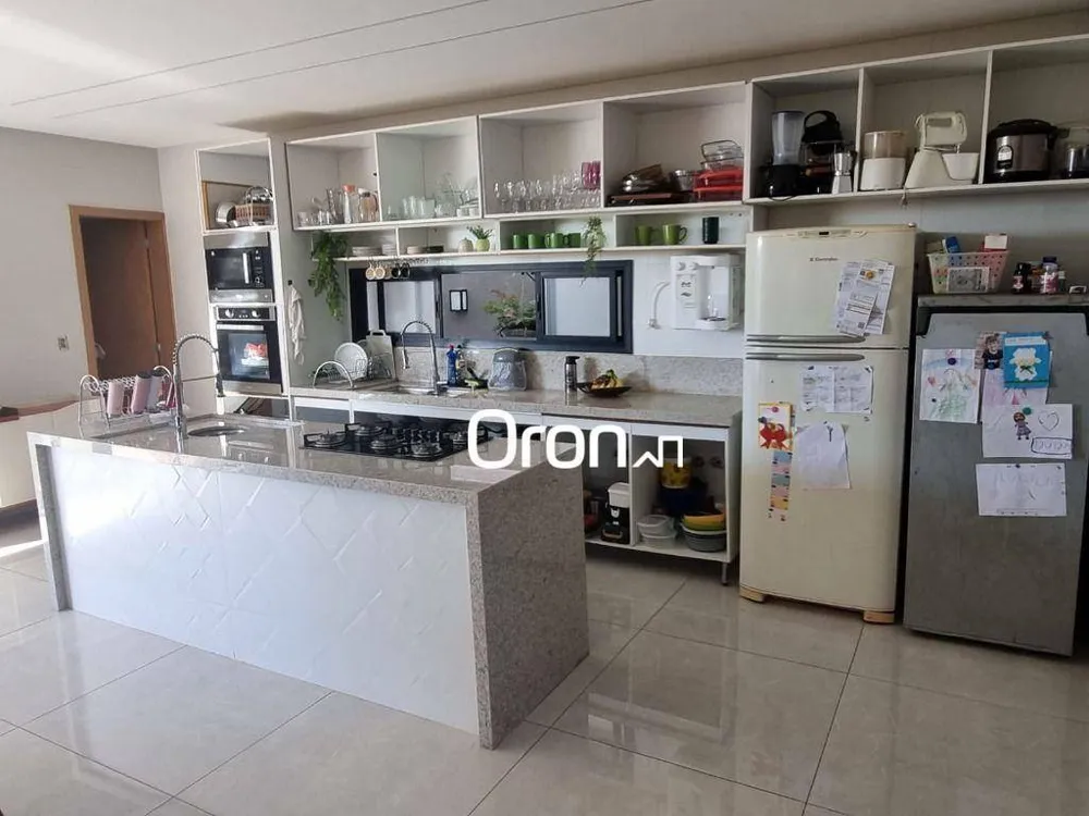 Sobrado, 5 quartos, 272 m² - Foto 3