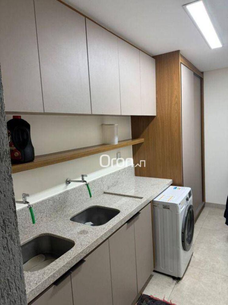 Sobrado, 5 quartos, 260 m² - Foto 1