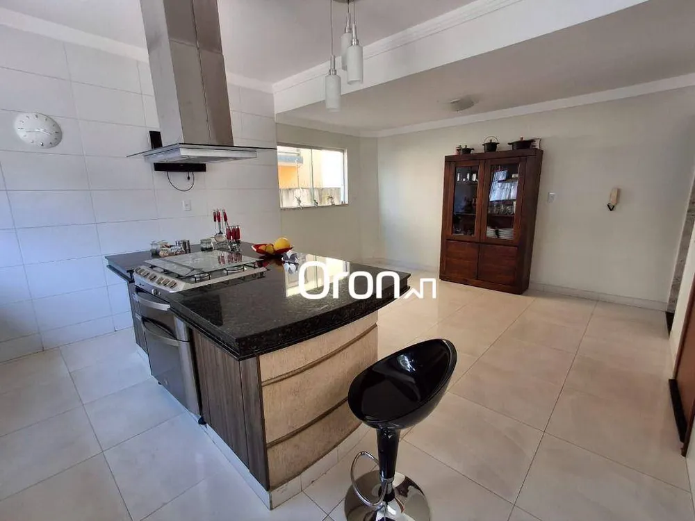 Sobrado, 4 quartos, 275 m² - Foto 4