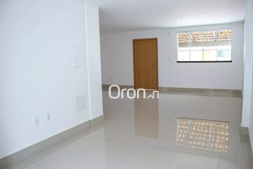 Sobrado à venda com 3 quartos, 161m² - Foto 1